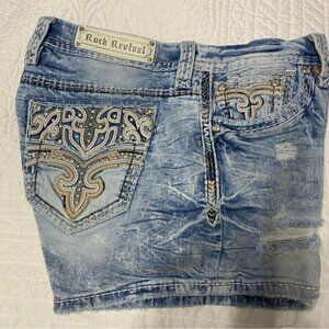 Rock Revival Nun Distressed short Size 32